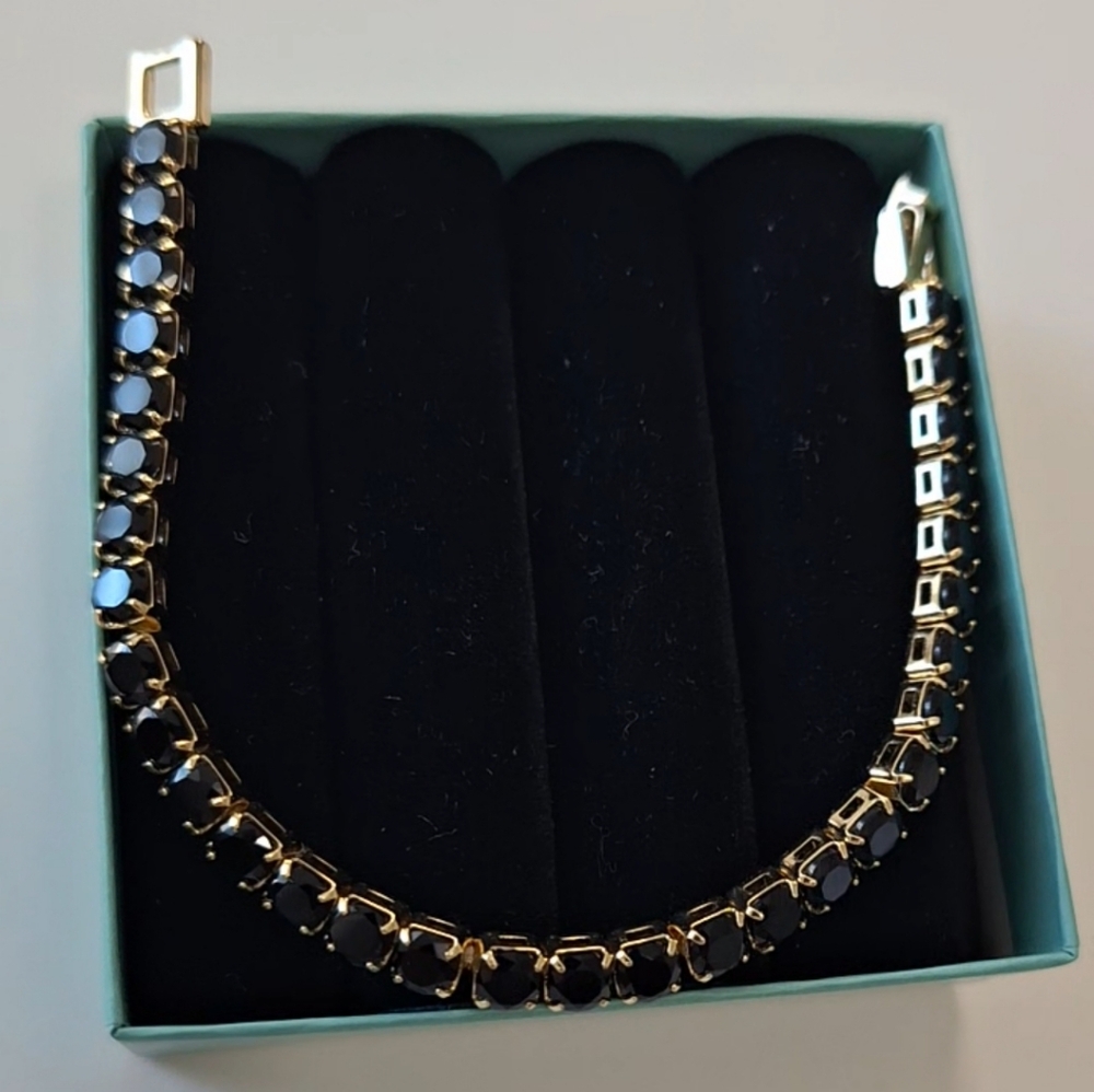 Black onyx diamond cut cushion shape tennis bracelet